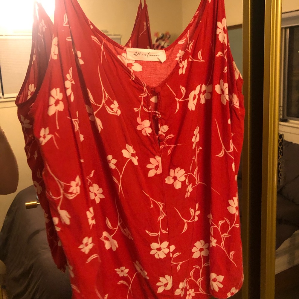 Tank Top with floral pattern